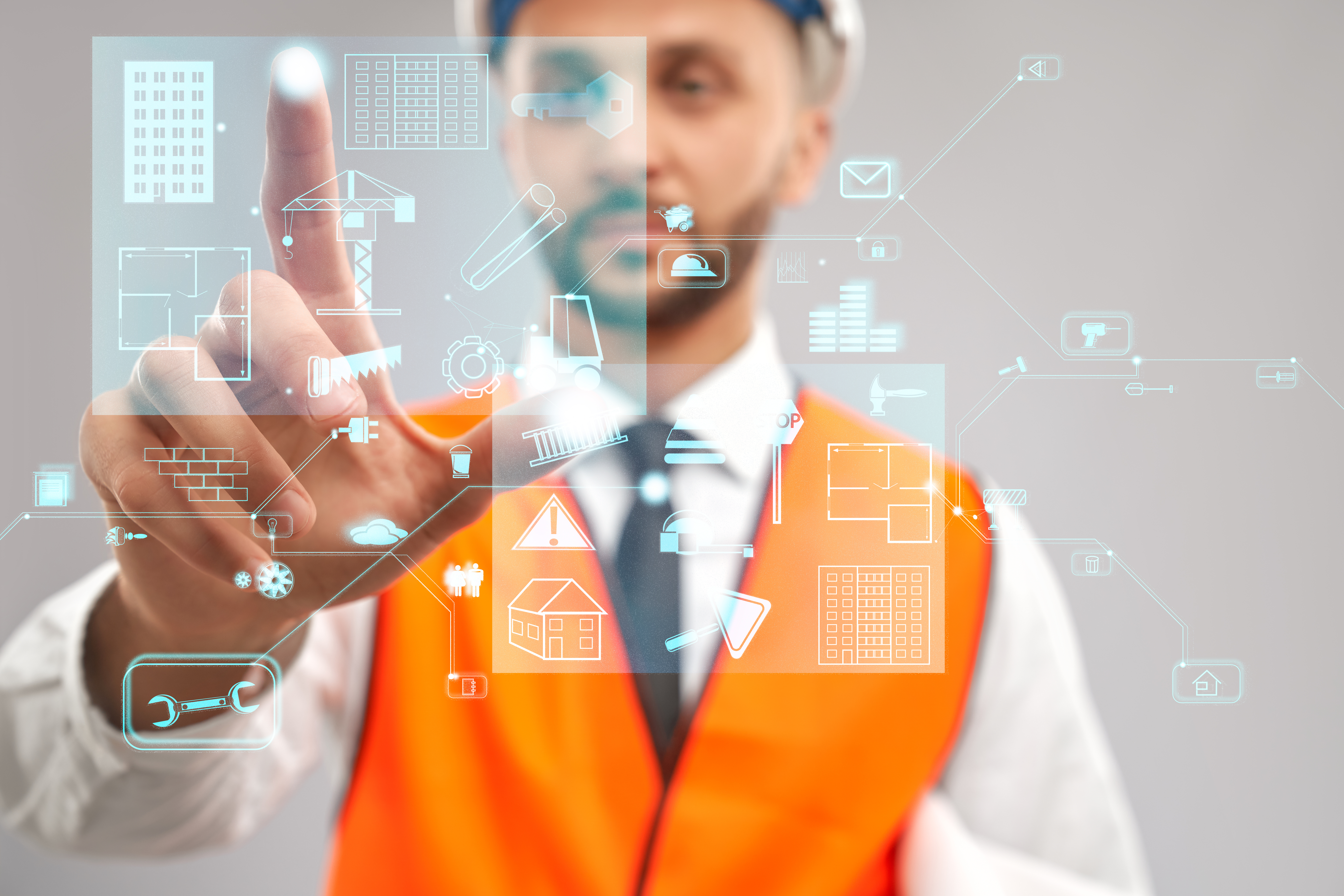 Arkitekt arbejder med virtuel 3D-projektion – ERP integrationsopsætning